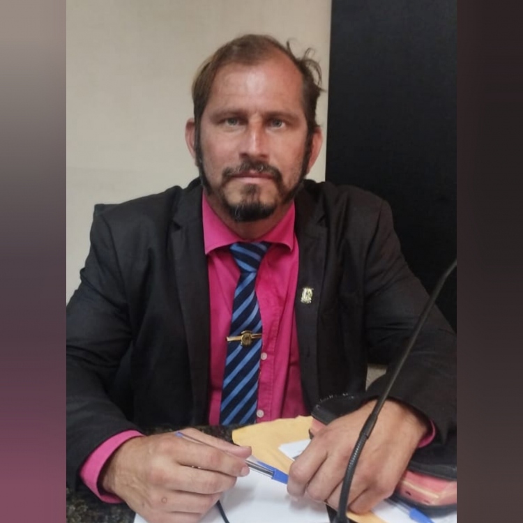 Vereador Machim indica 06 mo&ccedil;&otilde;es de aplausos a servidores do Hospital Municipal