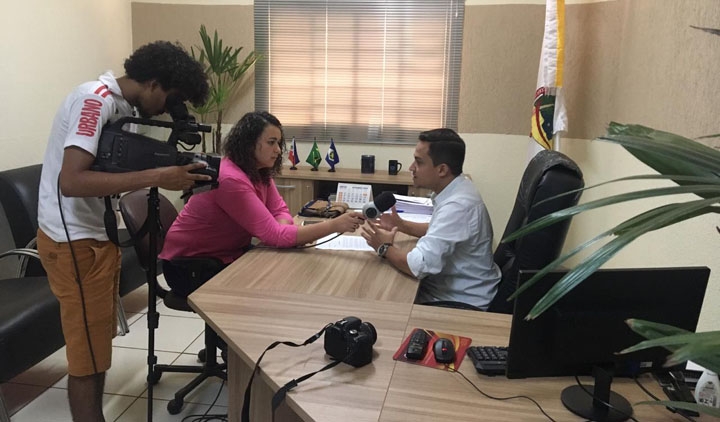 Uasley concede entrevista &agrave; RNATV