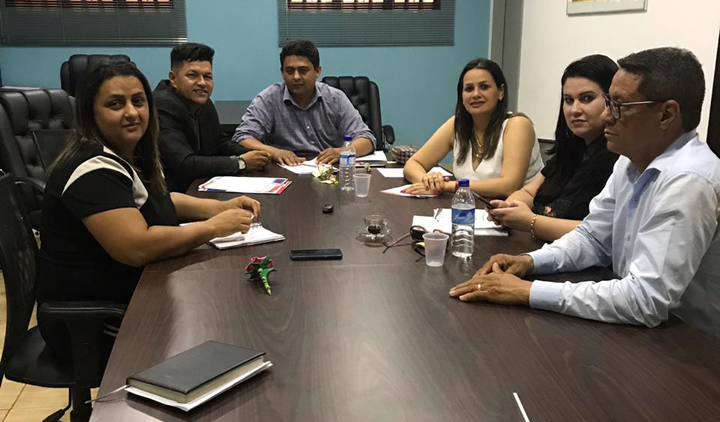 Vaglon, Janete e Professor C&iacute;cero solicitam melhorias para o Hospital Municipal